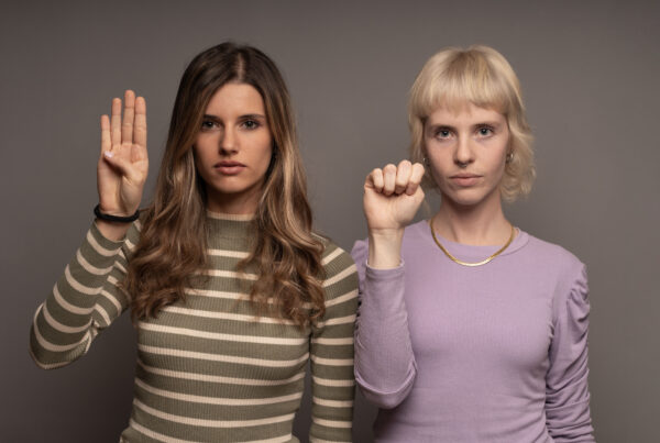 Imatge de Women's Sos Hand Signal Against Violenc